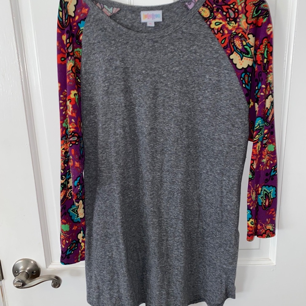 Lularoe Randy Tee